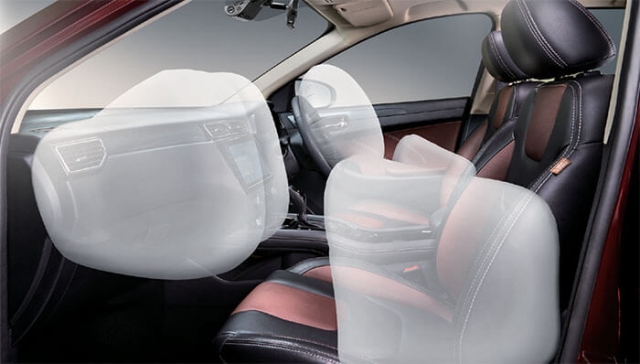 Interior-DFSK-Glory-580-1