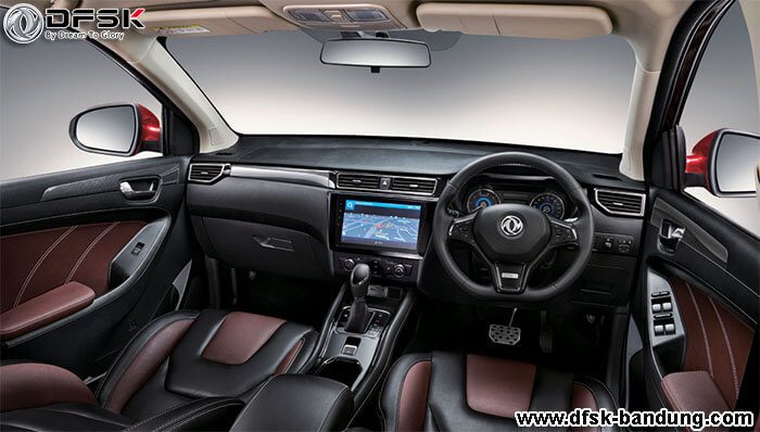 Interior DFSK Glory 580