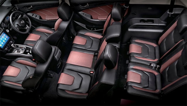 Interior-DFSK-Glory-580-4