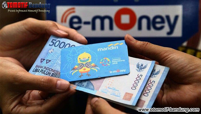 Uang Elektronik Bisa Rusak 'Dijemur' Dalam Mobil?