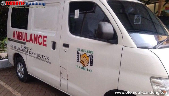 Ambulans Pelat Hitam Kerap Jadi Pahlawan Tanpa Tanda Jasa