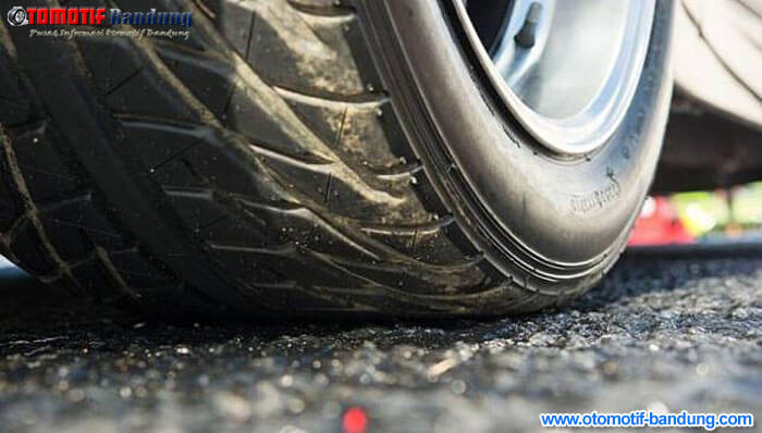 Ban Terlalu Sering di Semir Jadi Berbahaya Waspada!