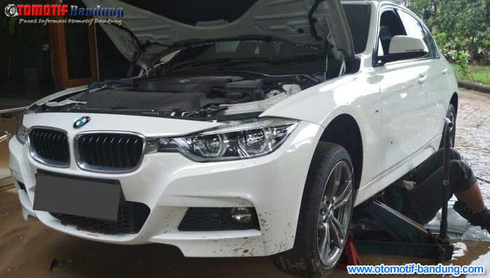 Cara Claim Asuransi Mobil yang Terkena Banjir