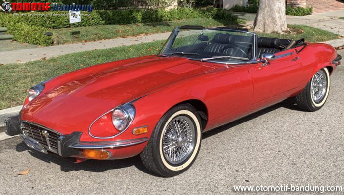 Ketika Mendiang Ashraf Sinclair Impikan Mobil Jadul